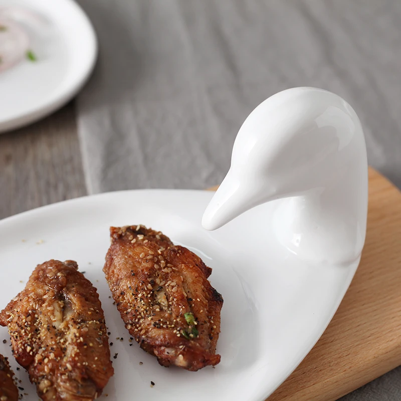 Creative White Duck Ceramic Plates Fruit Dishes Cake Plate Snack Candy Dish Salad Tray Porcelain Tableware Decoration Dinnerware
