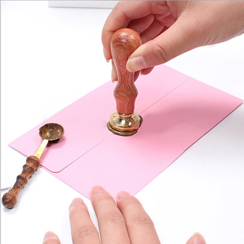 

Anti-Hot Sealing Wax Spoon Stamp Envelope Letter Craft Handle Spoon For Wax Melted Dissolve Seal Kitchen Toys for Child Kids