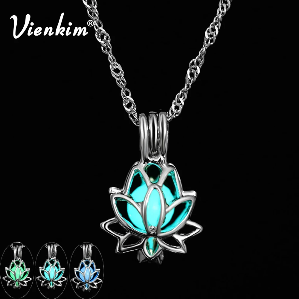 

Vienkim Fashion Buddhist Lotus Luminous Pendant 3 Colors Charm Pendant Glowing Stone Dark Statement Necklace Party Jewelry Yoga
