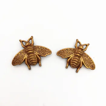 

4pcs Metal Bee buttons Stud Rivet Spike Antique Gold fashion Screw for Leather craft Bags Shoes DIY Sewing Accessories Decorated