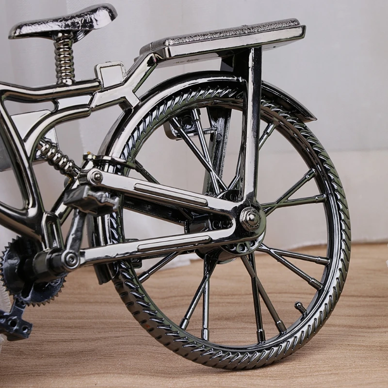 Retro Vintage Plastic Bicycle Bike Alarm Clock Home Decoration Table Clocks Ornament Antique Style Grometric Retro Vintage Plastic Bicycle Bike Alarm Clock Home Decoration Table Clocks Ornament Antique Style Grometric