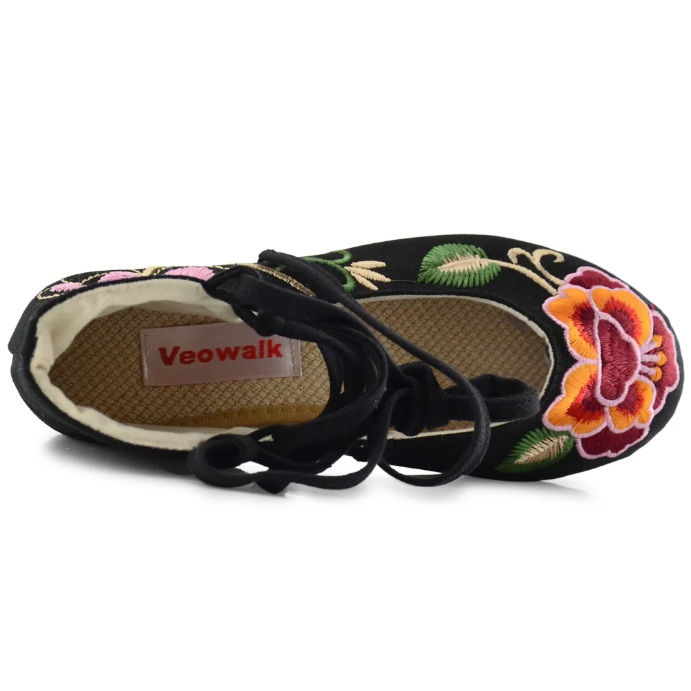 Женские повседневные хлопковые Туфли гладиаторы с цветочной вышивкой на плоской