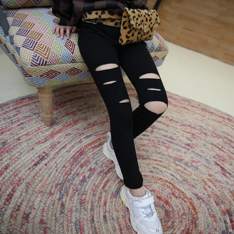 

Girls Korean version of the hole nine points were thin feet pencil 2019 spring new children tight stretch pants tide