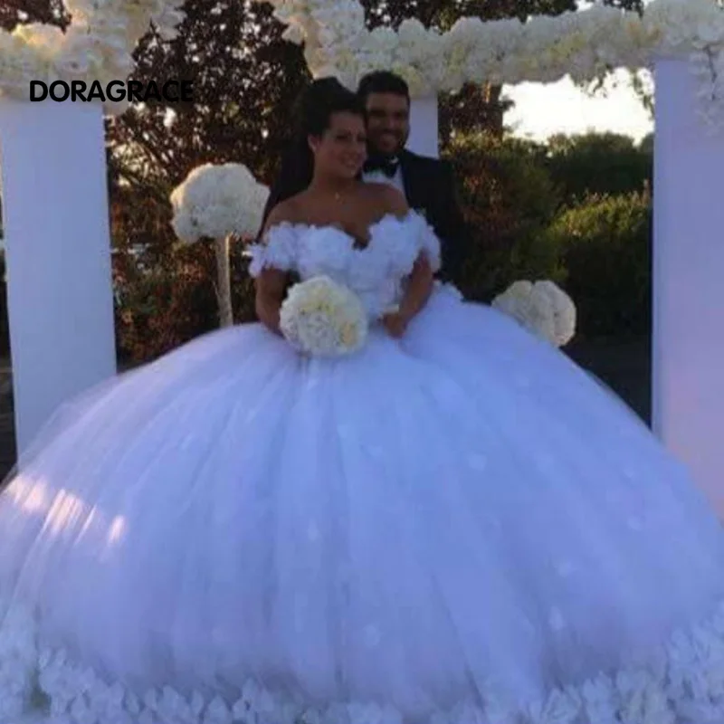 

Custom Made Glamorous Applique Tulle Off-Shoulder Plus Size Wedding Gowns Designer Wedding Dresses DG0110