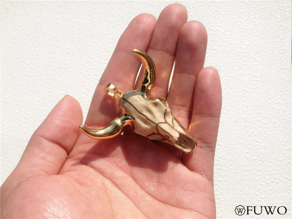 Longhorn Resin OX Cattle Skull Pendant 11