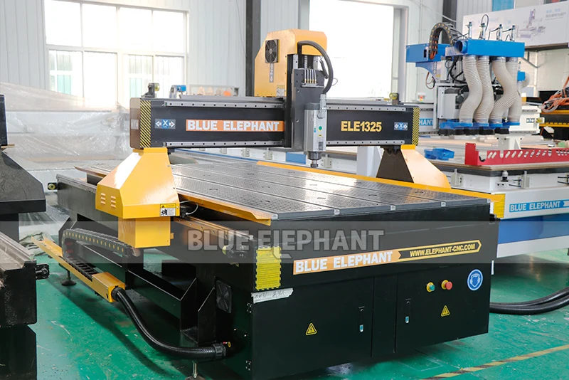 Фрезерный станок с ЧПУ Blue Elephant 3 axis 1325 рекламная вывеска шпиндель воздушным