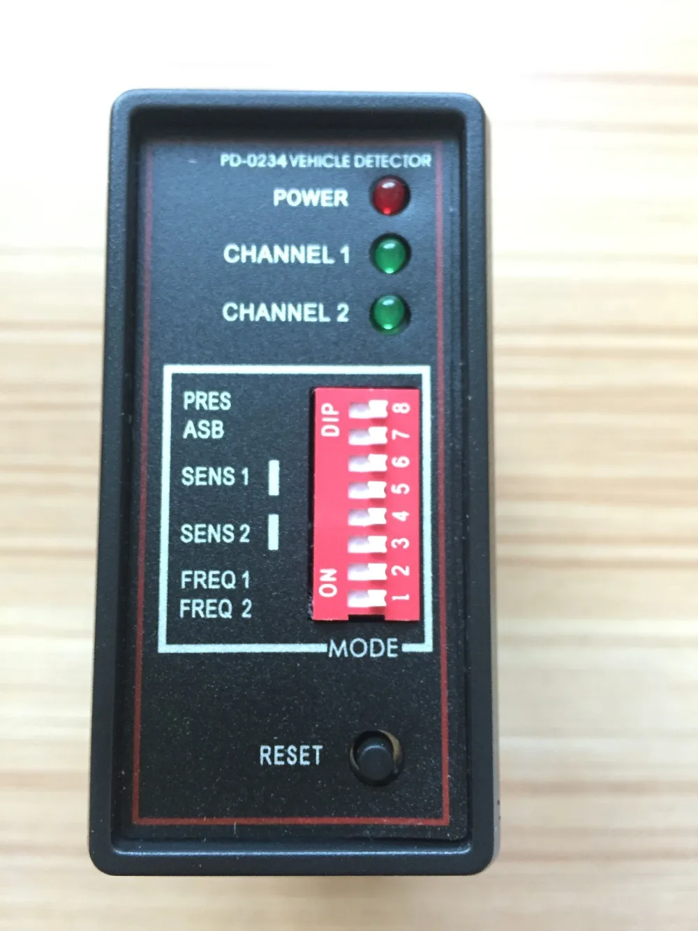 PD0234 dual channel inductive vehicle loop detector sensor for mightymule FAAC BFT motor Barrier Gate car parking system PD0234 dual channel inductive vehicle loop detector sensor for mightymule FAAC BFT motor Barrier Gate car parking system