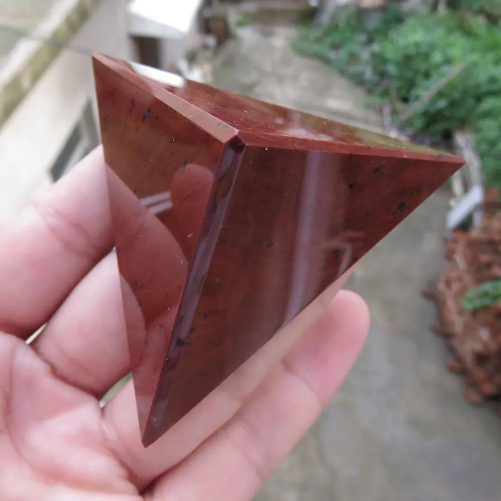 

New Arrival ! Natural Red Obsidian Crystal Tetrahedron Pyramid 4 Faces 6 Edges 7cm Handmade Pyramid Reiki Healing 2019