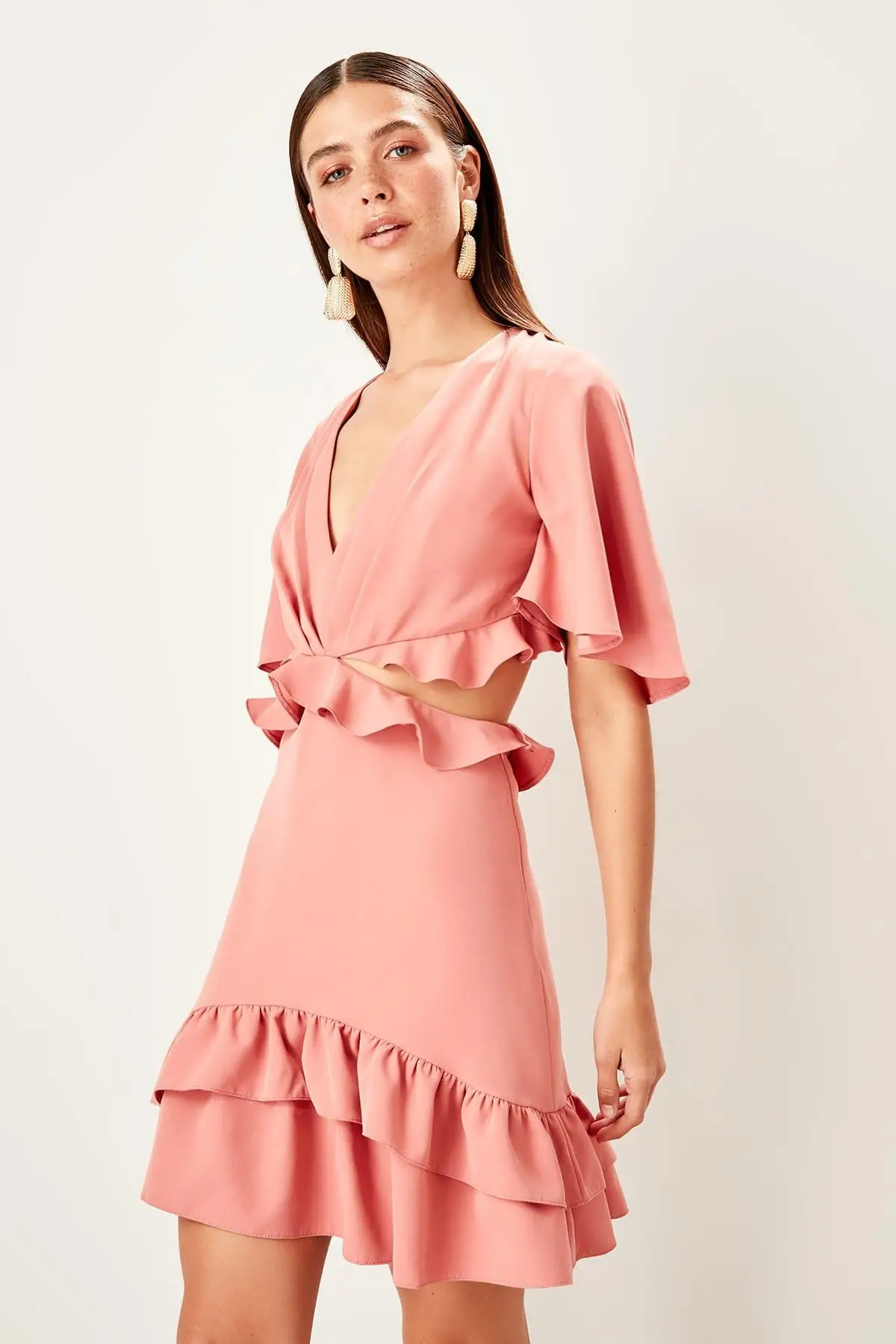 

Trendyol Color Rose Waist Low-Cut Dress TPRSS19UT0135