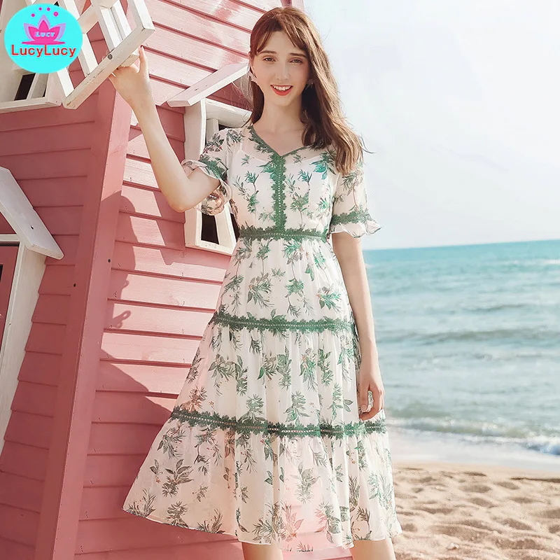 

2019 summer new European and American women's floral trumpet sleeves temperament printed slim dress