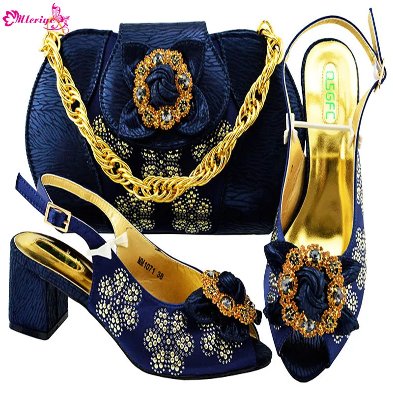 

Latest Design Italian Matching Shoe and Bag Set for Wedding Nigerian Women Wedding Shoes and Bag Set Decorated with Appliques