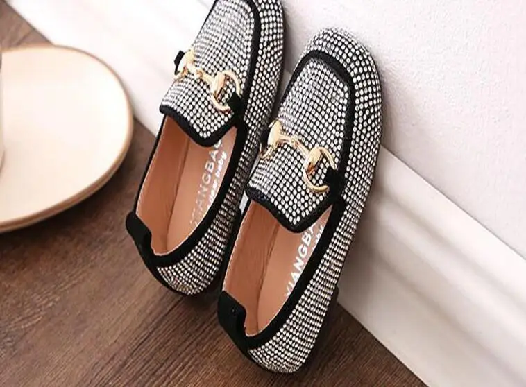 

Girls peas Korean version of rhinestone Princess Spring and Autumn children baby casual shoes