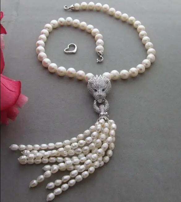 

Charming 11 MM Pearl&Rhinestone Pendant Necklace