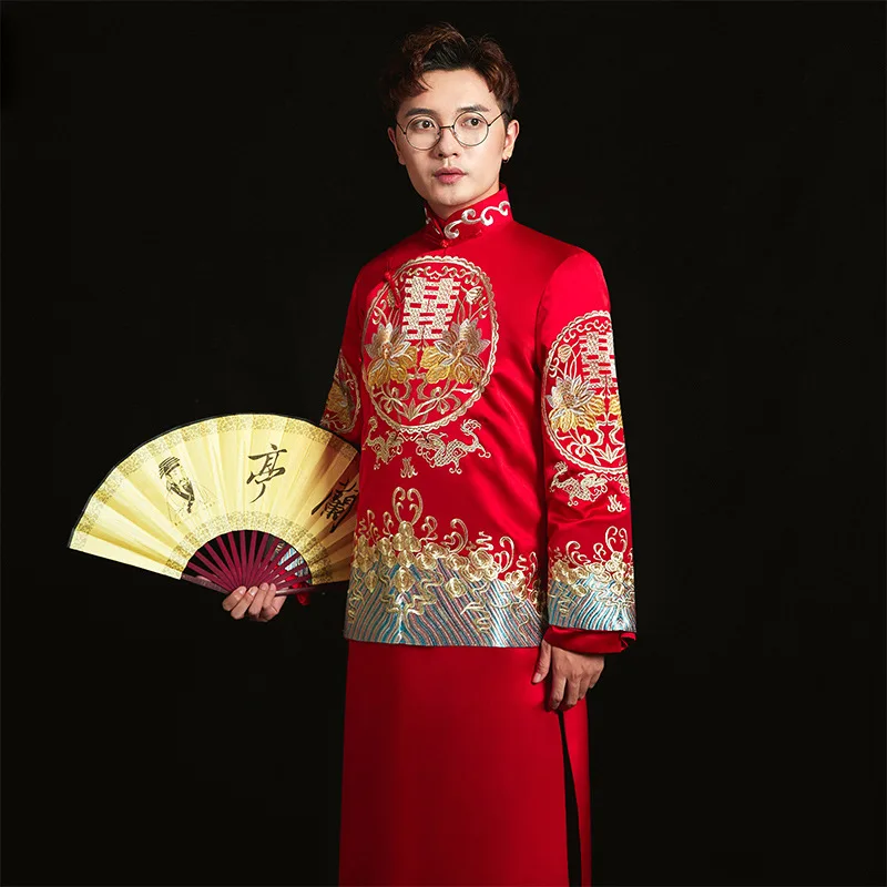 Жених Винтаж Свободные Cheongsam Традиционный китайский свадебное платье красный сатиновое платье-Ципао Вышивка Дракон костюм Vestido Oriental мужские