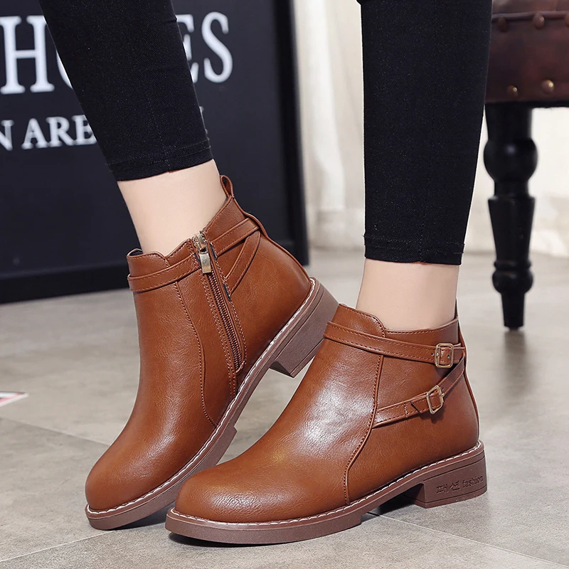 

Woman Luxury Shoes Brand Black Brown Woman Designers Boots Slip-on Casual Shoes Women Autumn Winter Rubber Sole Boots Casual