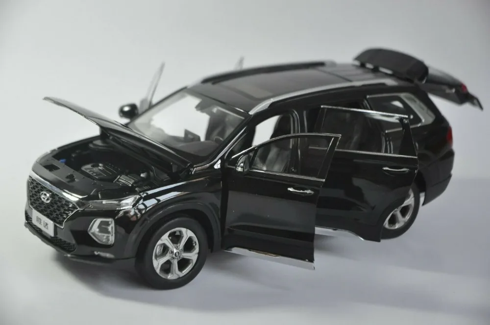 1:18 литая под давлением модель для hyundai SantaFe черный 4-го поколения большой внедорожник игрушечный автомобиль миниатюрная коллекция подарки