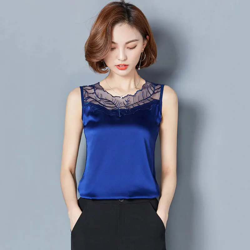

Tenygo Women Silk Waistcoat Sleeveless shirt Girl Loose Straps Off Shoulder Sling Blusas Mujer De Moda Lady Bottom Shirt