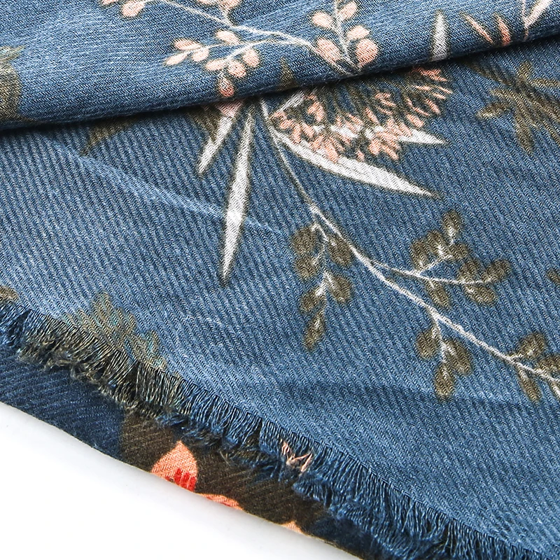 2018 Winter Scarf Cashmere Scarf Women Print Flower Scarf New Designer Wool and Silk Basic Shawls Women's Scarves Face Shield