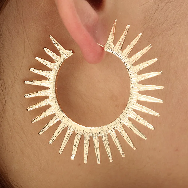 

Trendy Women's Punk Vintage Sun Sawtooth Round Drop Earrings Female Fashion Gold Color Metal Geometric Dangle Earring Jewelry