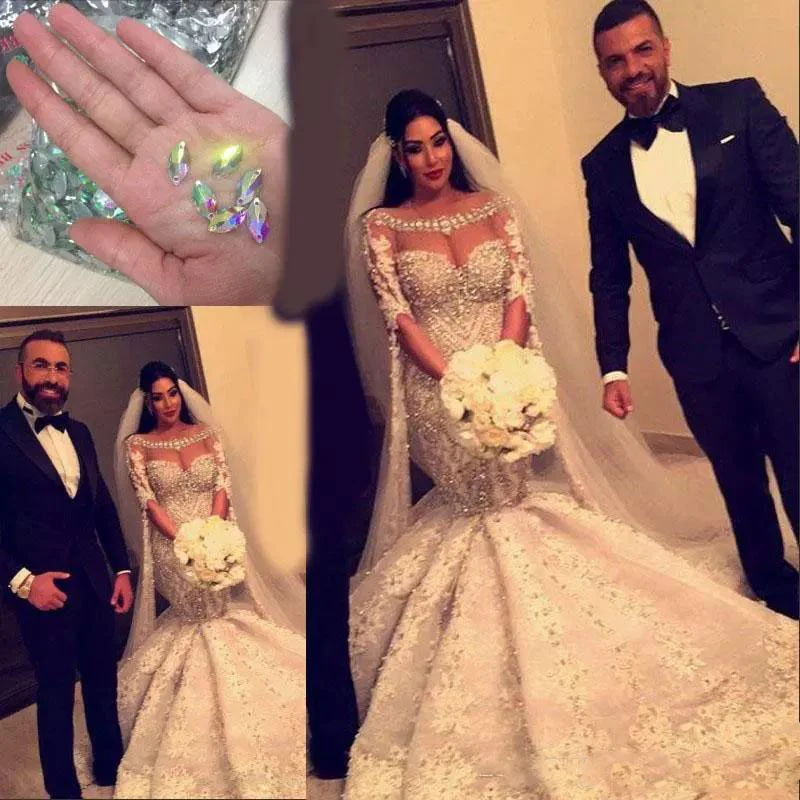Dubai Arab Luxury Beads Crystal Mermaid Wedding Gowns Half Long Sleeves Scoop Neck Country Bridal Dresses 2018 Vestido De Novia299
