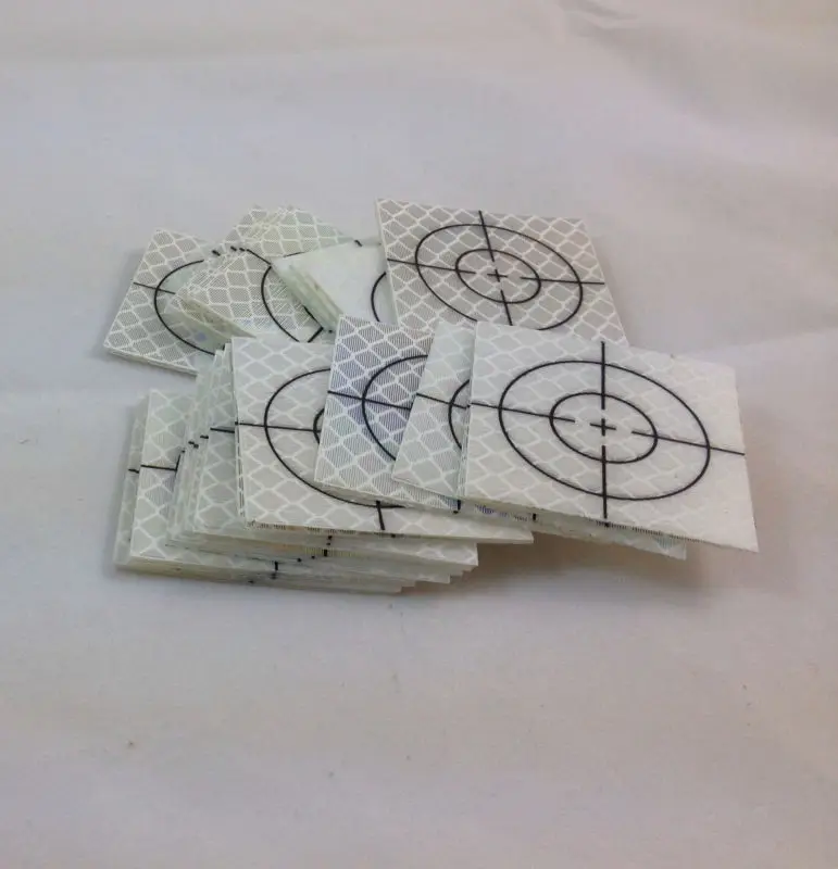

NEW 20PCS Reflector Sheet 40x40mm Reflective tape target