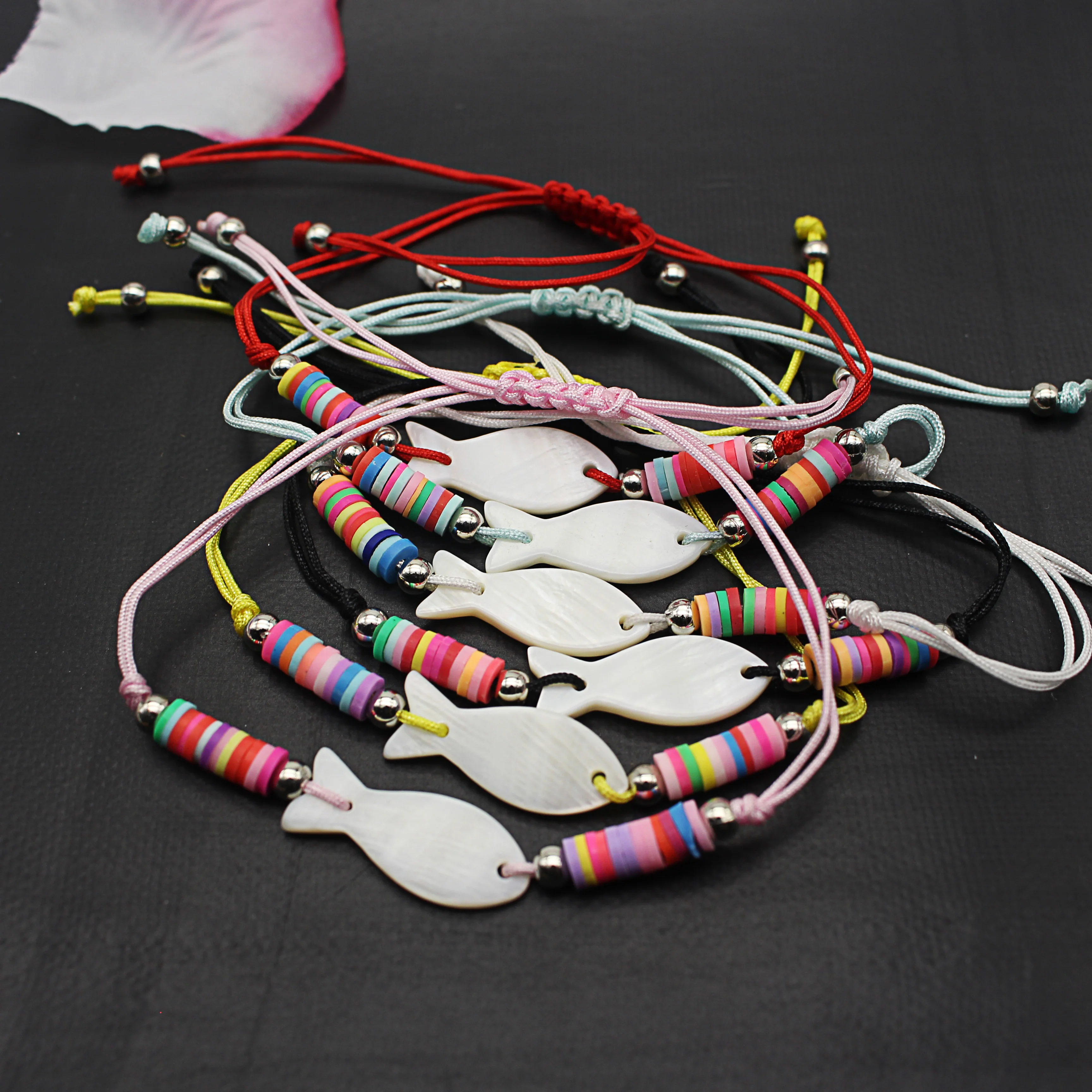 

Bohemian shells small fish woven bracelets men and women children's jewelry gift rainbow friendship charm hand rope knot