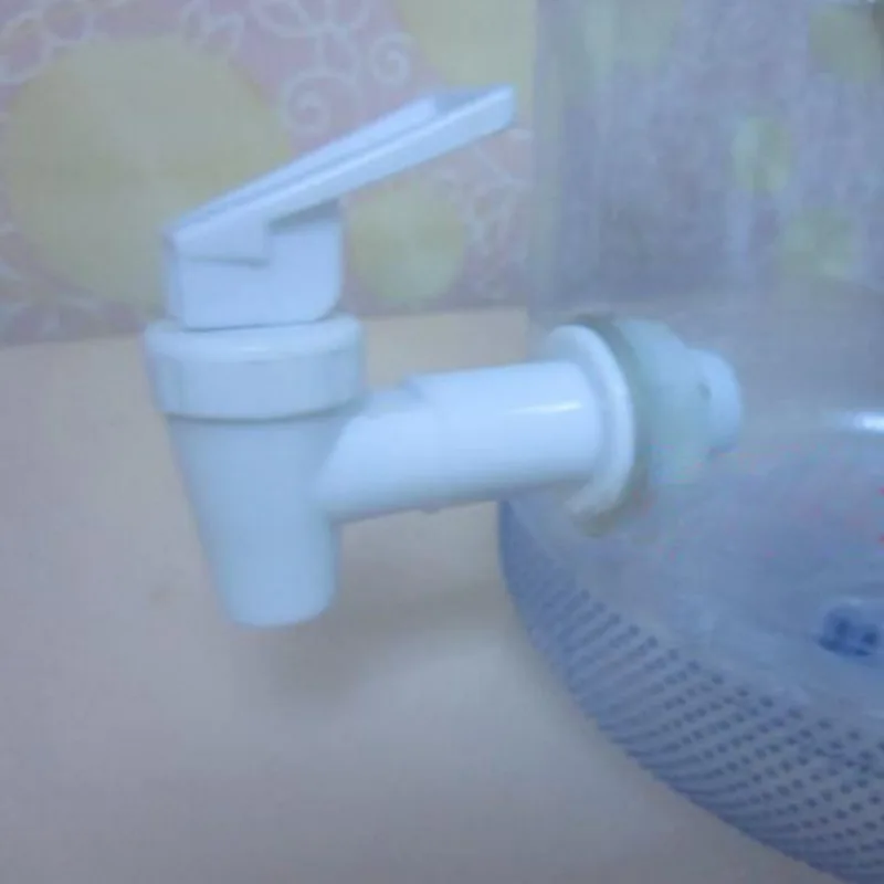 

HoomallWater Bottle Dispenser Plastic Spigot Water Replacement Bottle Top Valve Faucet Dispenser Simple Device White Practical