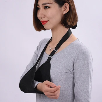 

Arm Sling - Dislocated Shoulder Sling for Broken Arm Immobilizer Wrist Elbow Support Universal Shoulder Brace Reinforced