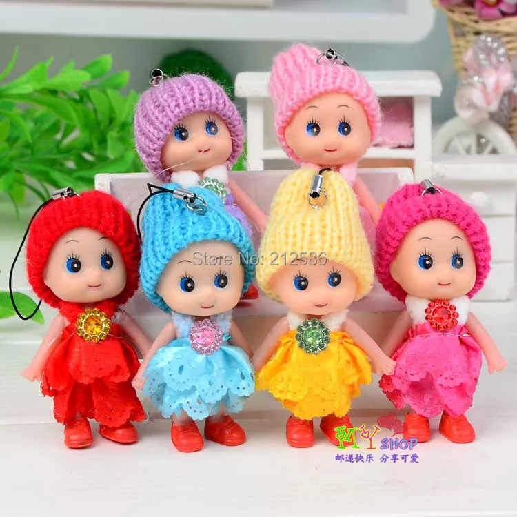 6 cute dolls