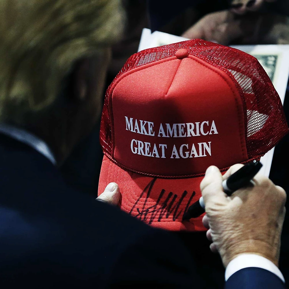 

Mesh Summer MAKE AMERICA GREAT AGAIN Print Trucker Caps Donald Trump Men Women High Quality Flat Bill Snapback Hats Breathable