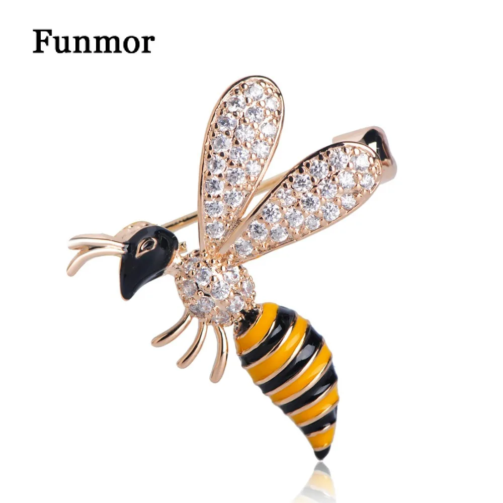 

Exquisite Hornet Bee Brooch Shiny CZ Zircon Insect Corsage Badge Women Men Enamel Animal Clothing Adornment Lapel Pins Bijoux