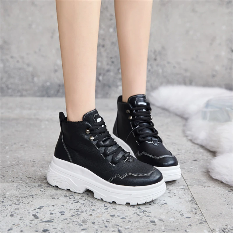 High-top Women's Shoes 2018 New Platform Sports Shoes Outdoor Running shoes White Black High Waterproof High Quality Sneakers