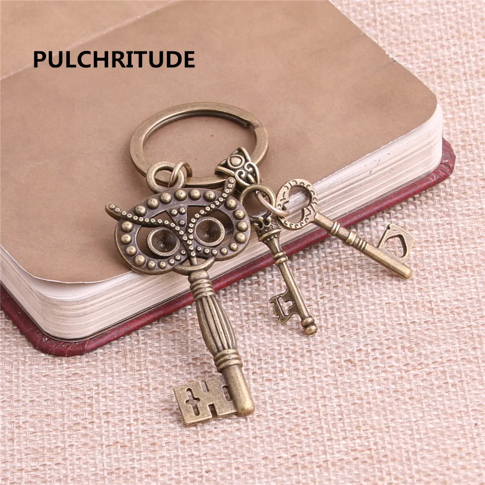 

PULCHRITUDE 2 pcs/lot Metal Antique Bronze Key Letter Charm Key Ring DIY Metal Animal Owl Pendant Jewelry Making C0243
