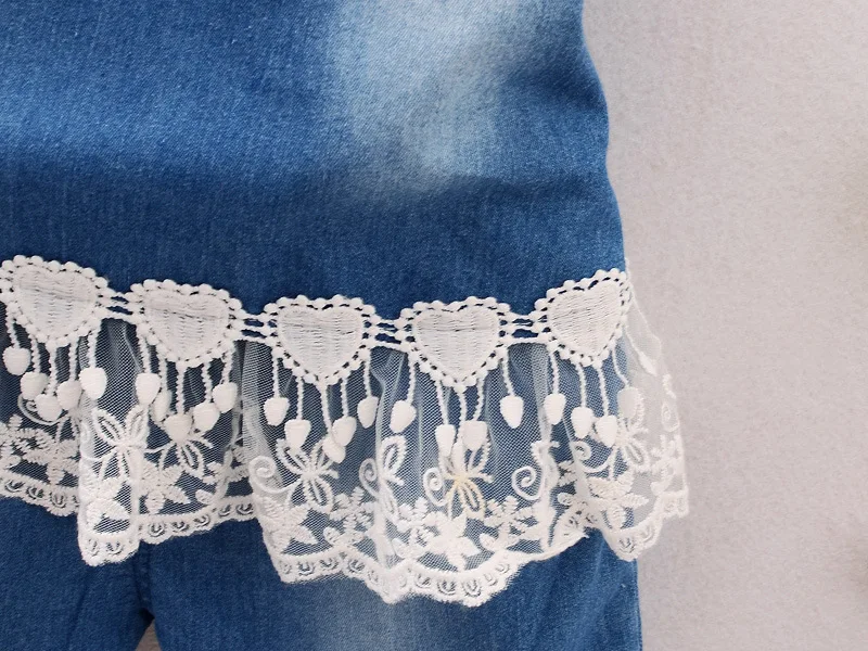 3048185861_1405619416