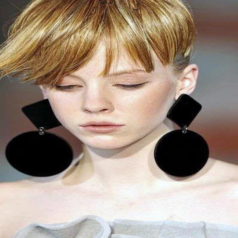 

Dongmu Girl's exaggerated black circle square geometry pendant acrylic earrings exaggerated fashion jewelry earrings