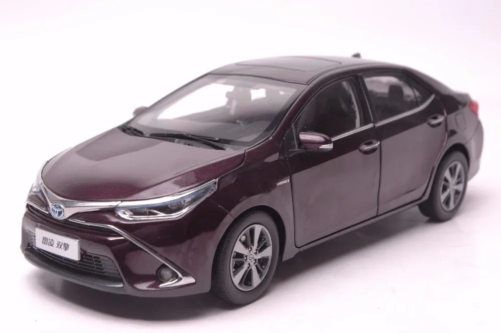 1:18 литая под давлением модель для Toyota Corolla Lewin Hybrid фиолетовый сплав игрушечный автомобиль миниатюрная Коллекция подарков