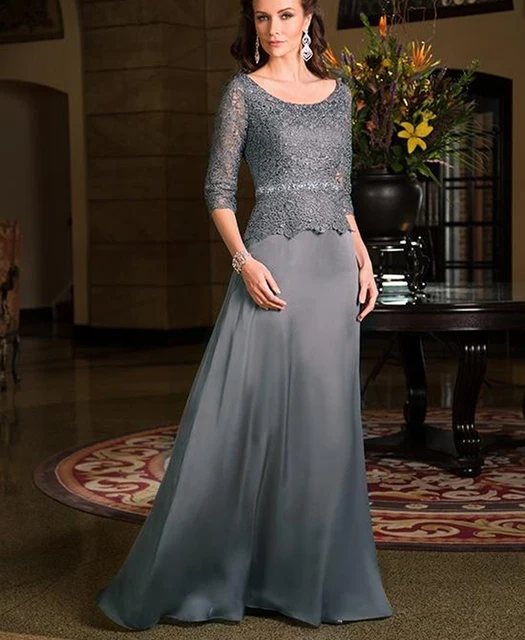 elegante gris de la abuela de la novia con manga de encaje una línea