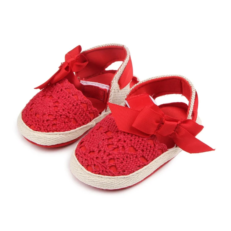 Для новорожденных мальчиков и девочек обувь осень новый новорожденных Впервые Уокер обувь для маленьких девочек полые лук вставить
