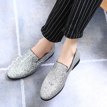 

2020 New Diamond Pointed Toe Shoes Gold Silver Flat Leather Shoes Rhinestone Fashion Mens Leather Doug Loafer Dress Shoes
