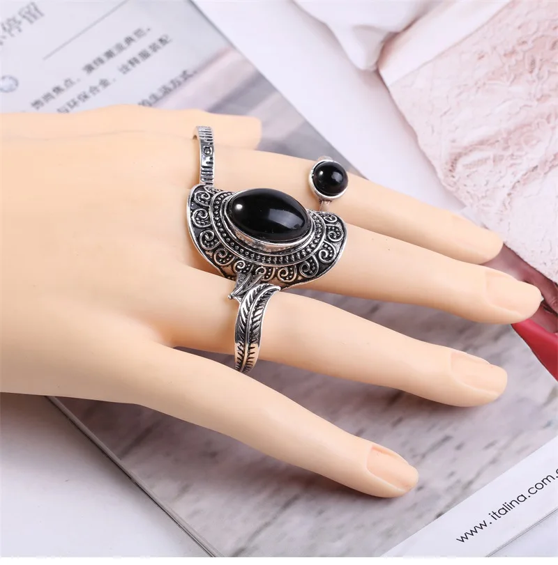 4pcs/set  Fashion Women's Retro Ancient Silver  Palm Hollow Carved black Gem Ring Combination Set Ring Jewelry