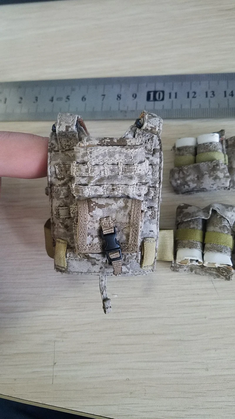 

1/6 Scale U.S Navy Seal Six Team Bulletproof Tactical Vest with Two Bags Models for 12''Action Figures