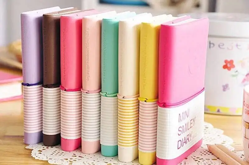 

2017 New Mini Smiley Diary Notebook Memo Book leather Note Pads Stationery Pocketbook Gift H0010