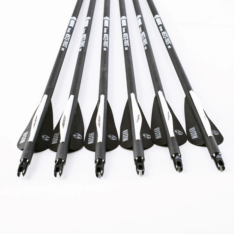 6/12/24 Mixed Carbon Arrow 30 Inch Spine 500 Black and White Feathers Replaceable Arrow Head for Compound Bow Hunting Archery