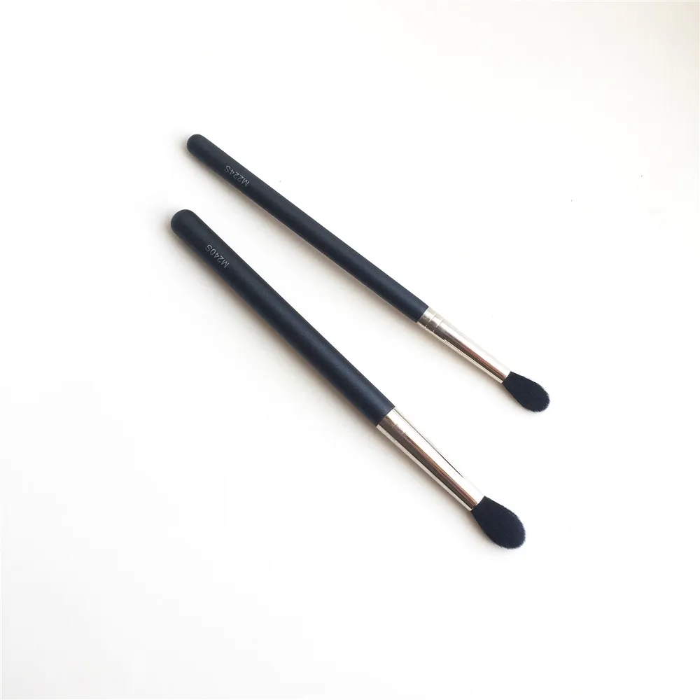 yutong beaute M240S M224S Tapered Blending Brush _ 2