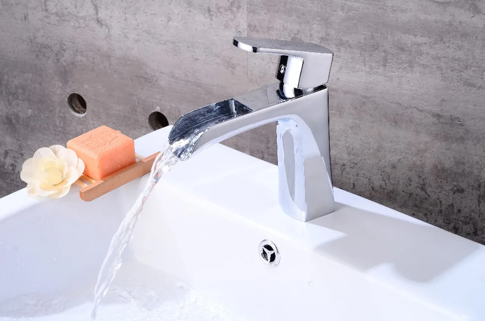 OKAROS водопад смеситель для ванной комнаты Хромированная латунная вода с одной ручкой кран-смеситель с трубкой torneira do banheiro