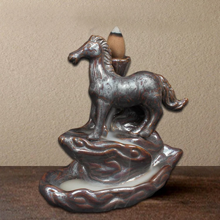 

Fashion Rust glaze Backflow Incense Burner Horse Riding Spring Cone Incense Holders Study Home Decor Teahouse Ornaments
