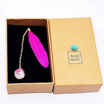 

1 Pc Lovely Boxed Colorful Feather Glass Ball Bookmark Paper Animals Bookmark Book School Office Supplies Stationery