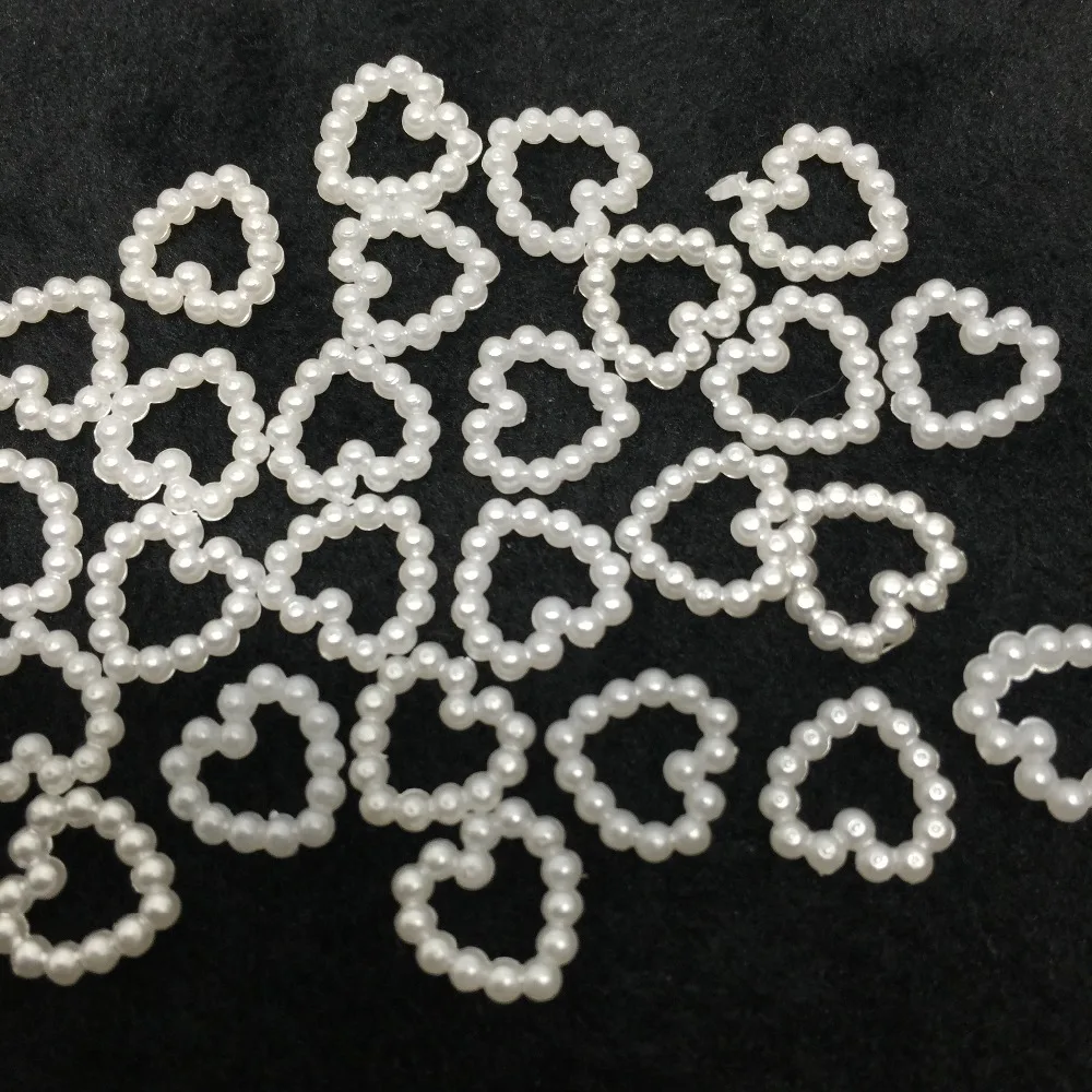 

100pcs 10x11mm Pearl Ivory Hollow Heart Resin Confetti Flatbacks Cabochons Embellishments For Cardmaking DIY Wedding Crafts
