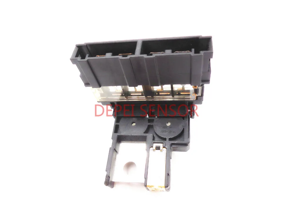 Genuine HOLDER ASSY-FUSIBLE LINK for Nissan 24380-79908