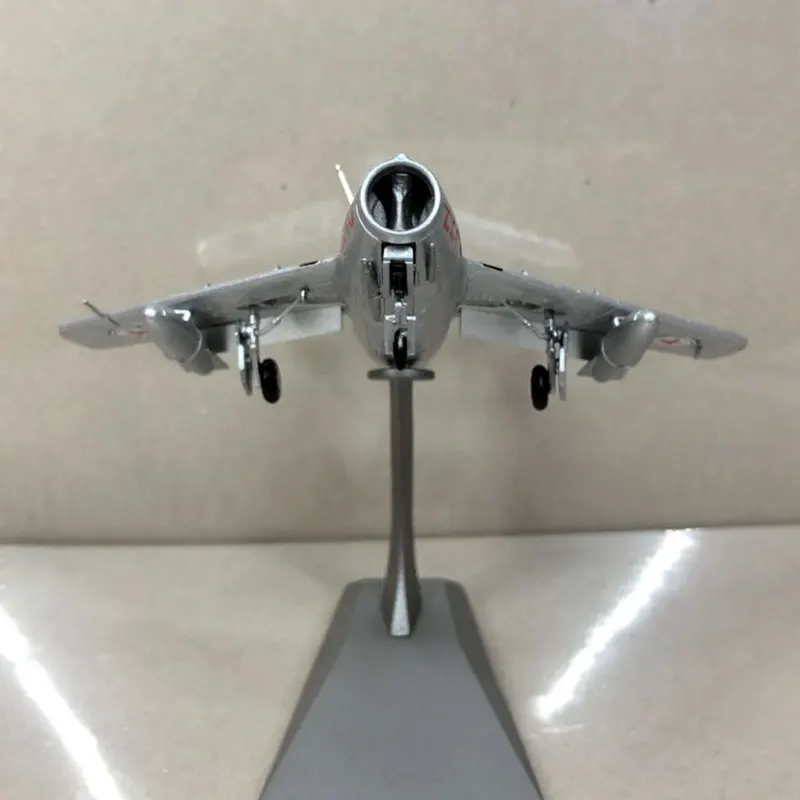 WLTK 1/72 масштаб военная модель игрушки Mikoyan MiG-15 истребитель литой металлический самолет модель игрушки для сбора, подарка, украшения